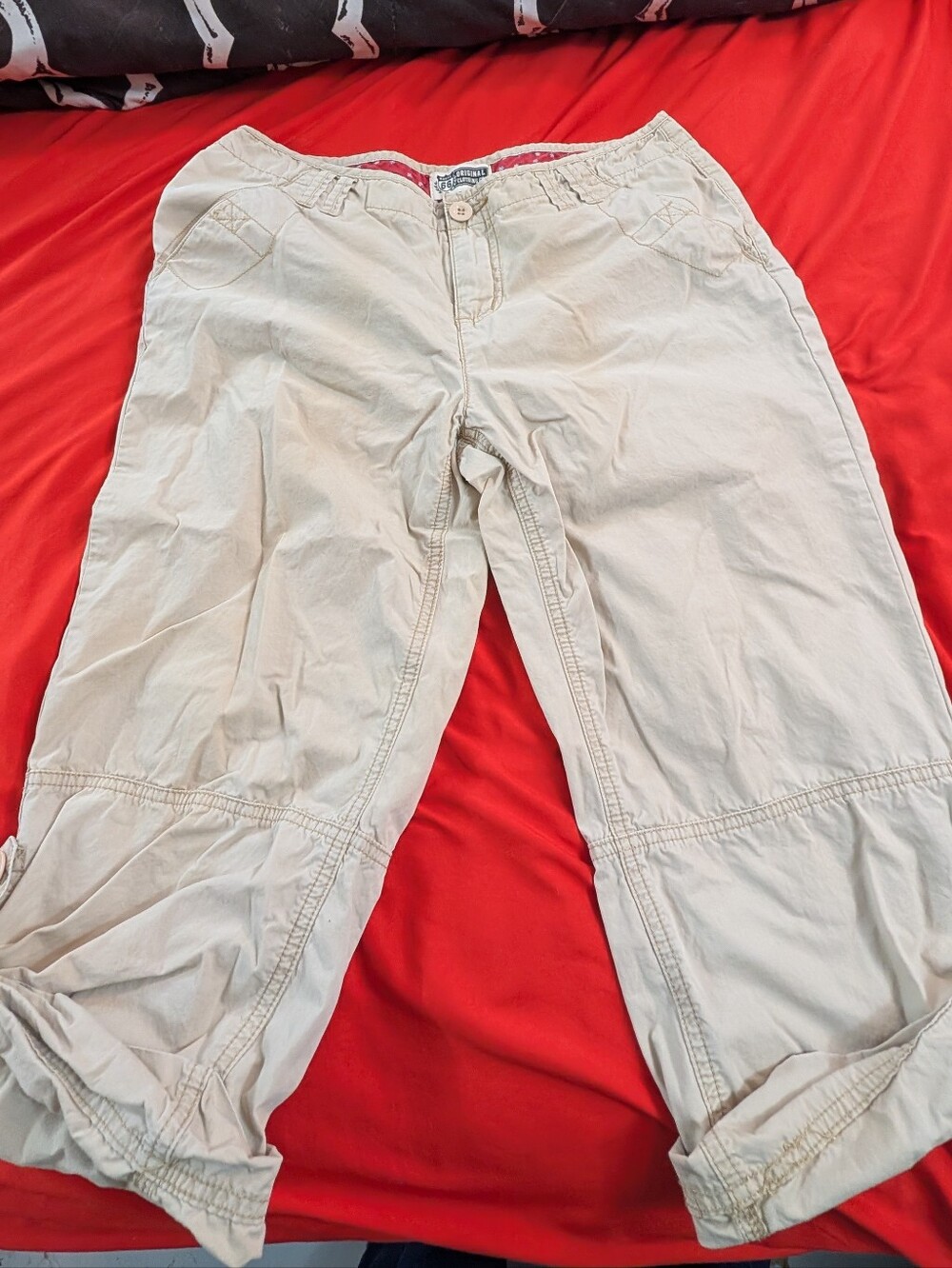 Route 66 Light Cream Pull-On Capri Pants with Roll-Tab Cuffs